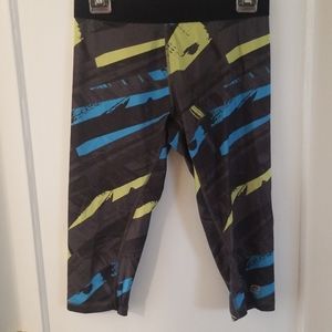 Road runner Women's running compression Capri pant